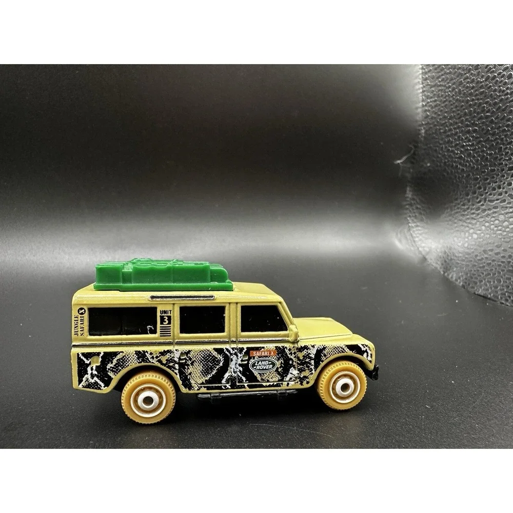 MATCHBOX Safari Unit 3 1965 LAND ROVER GEN II 2018 LOOSE Diecast Camouflage 1:64